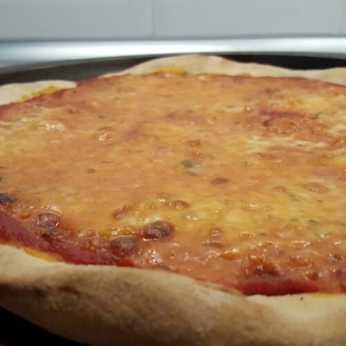 How to make homemade pizza