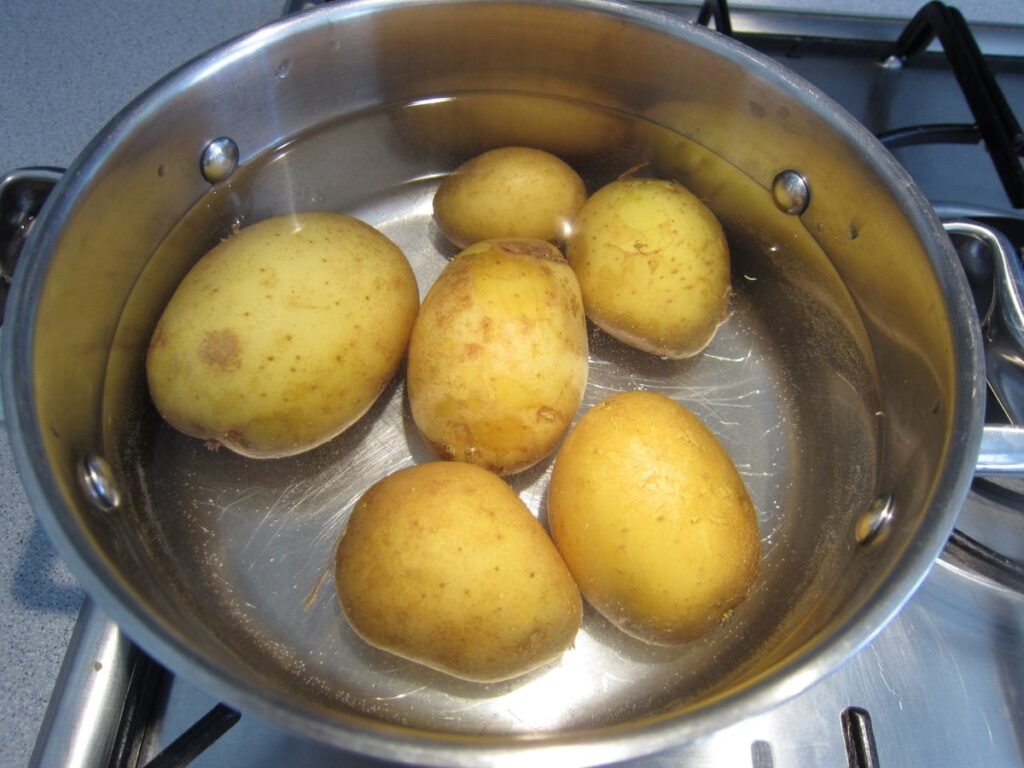 Boiling potatoes for gnocchi